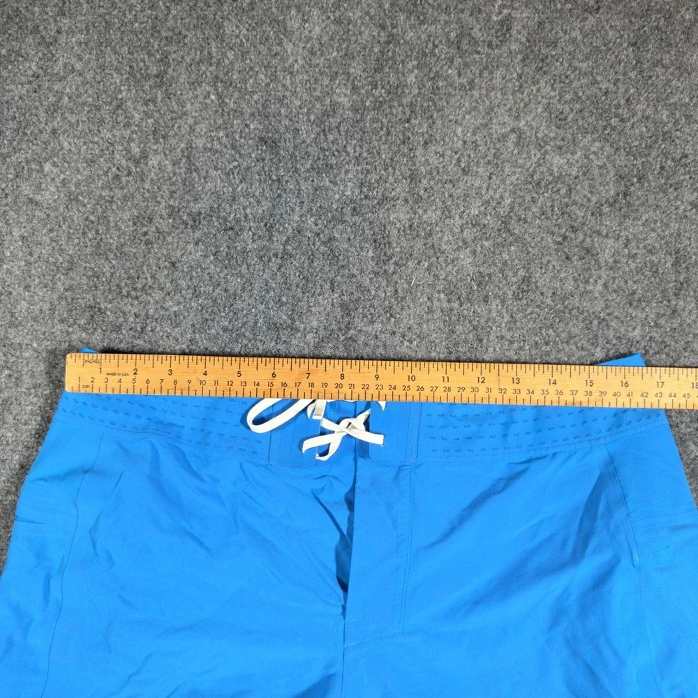 Lululemon Current State Board Shorts Mens 33 Blue Active Swimwear